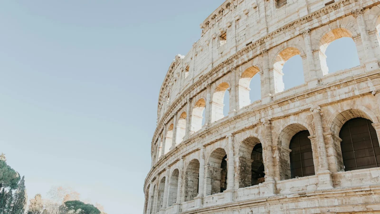 Viaggio con chauffeur privato per Roma