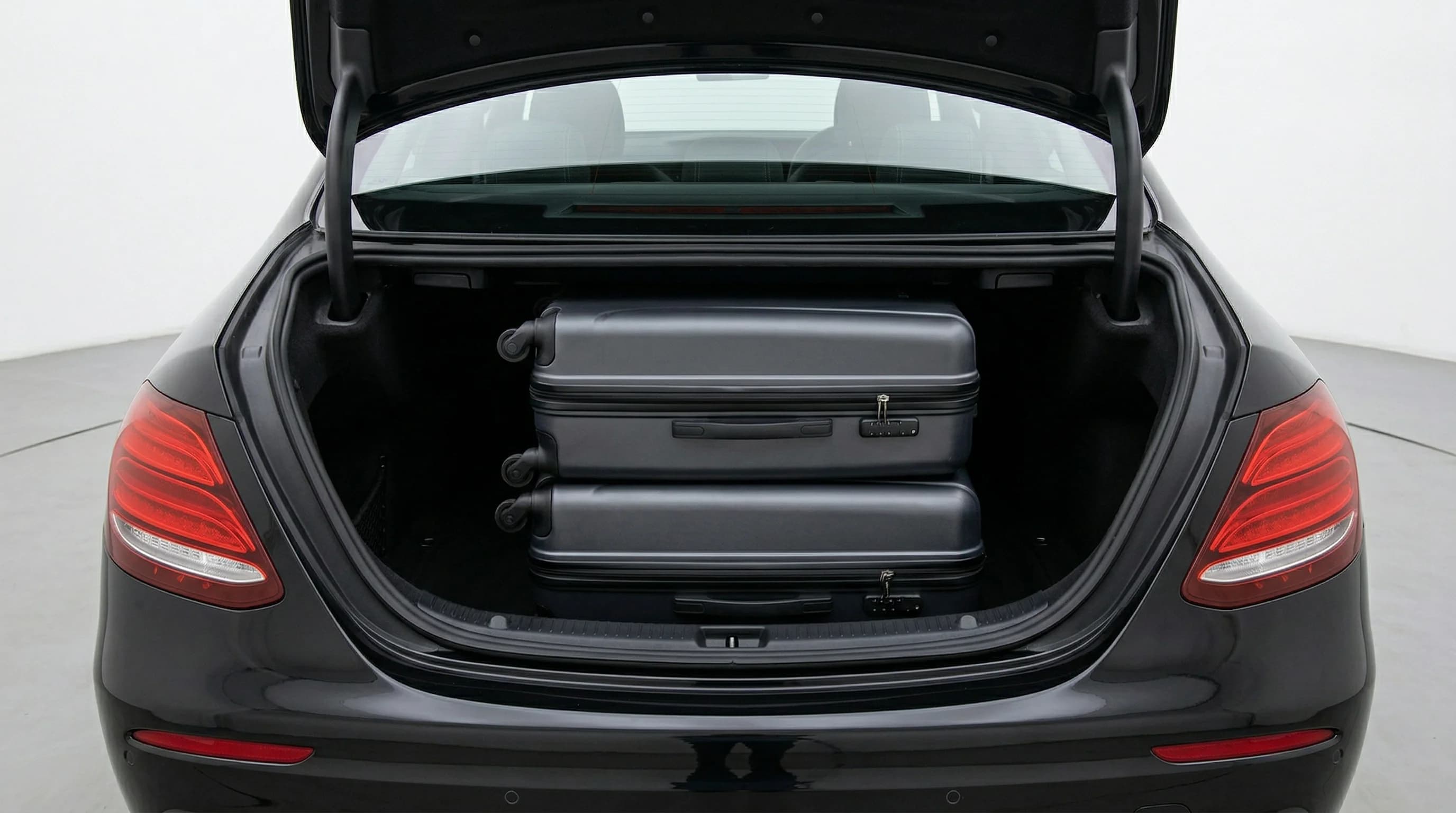 E-Class Trunk Space